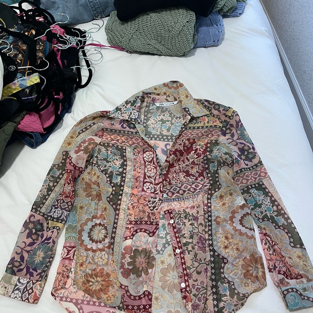 Zara Multicolor Floral Blouse